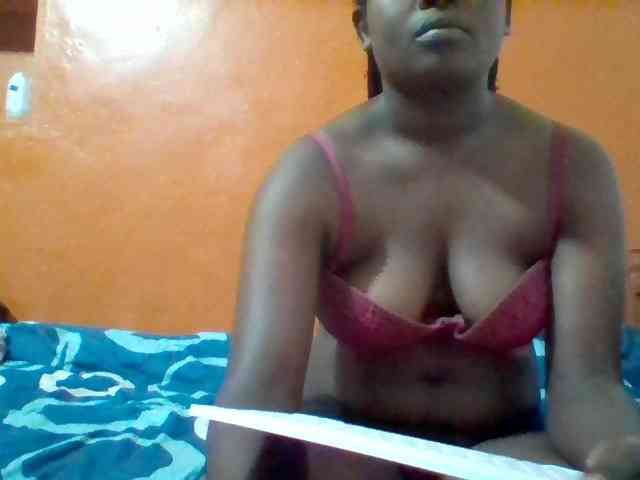 Prettysash webcam