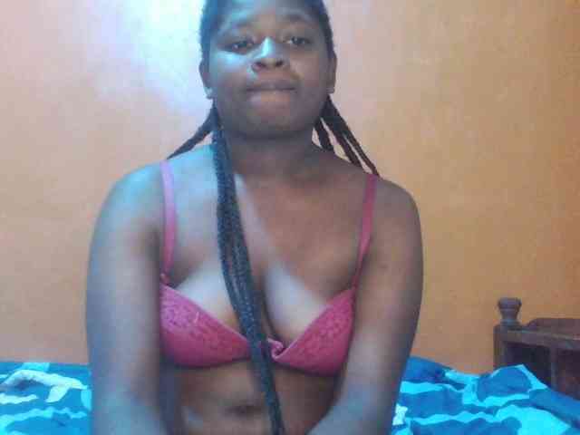 Prettysash webcam