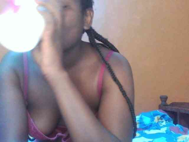 Prettysash webcam