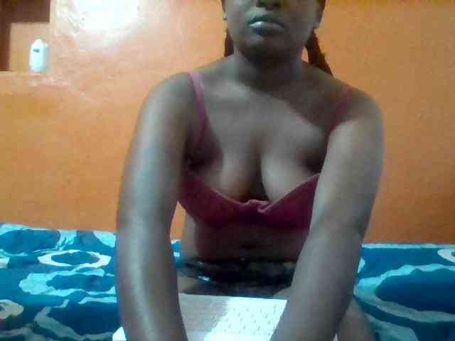 Prettysash webcam