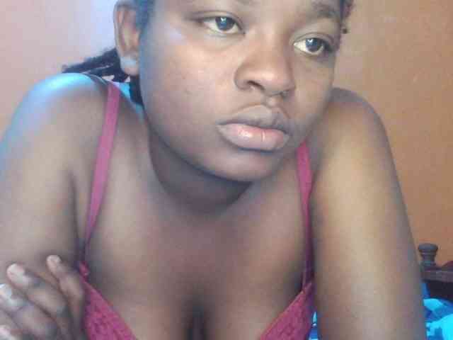 Prettysash webcam