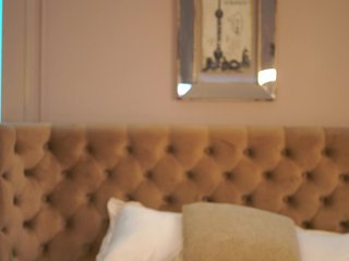 FrancescaDante Porn Show