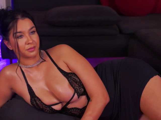 FrancescaDante live cam on BongaCams