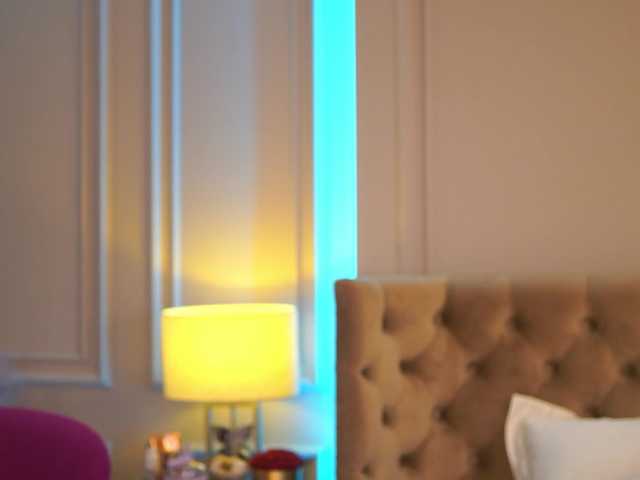 FrancescaDante live webcam show