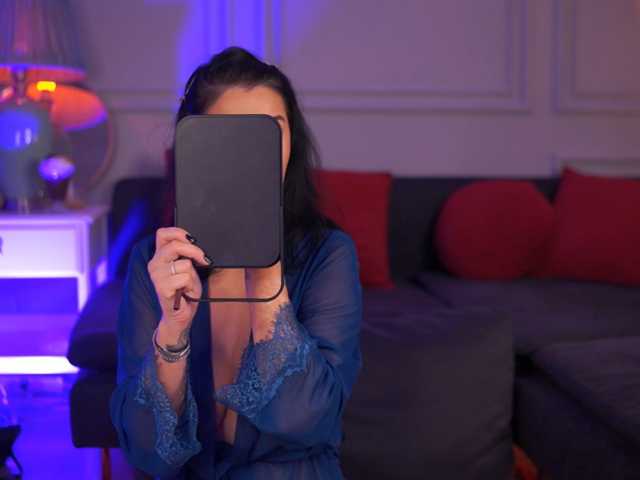 FrancescaDante live cam on BongaCams