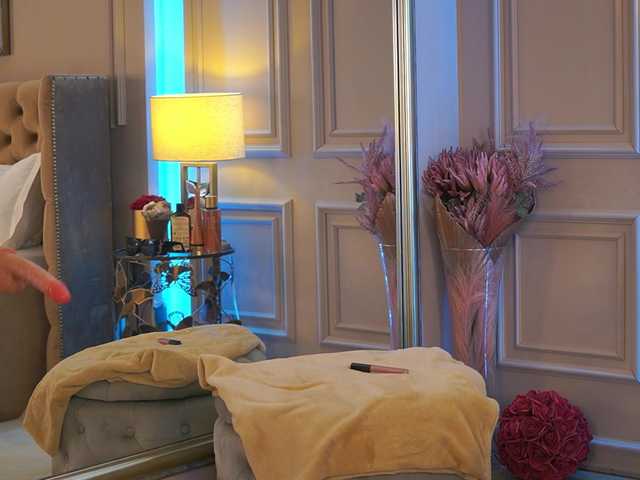 FrancescaDante live cam on BongaCams