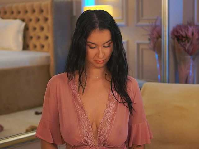 FrancescaDante live cam on BongaCams