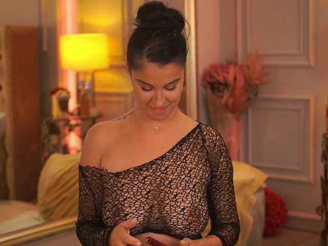 FrancescaDante live cam