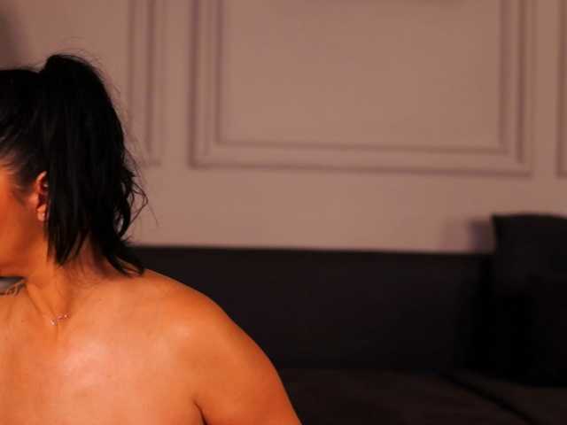 FrancescaDante live cam on BongaCams