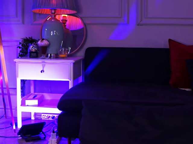 FrancescaDante live cam on BongaCams