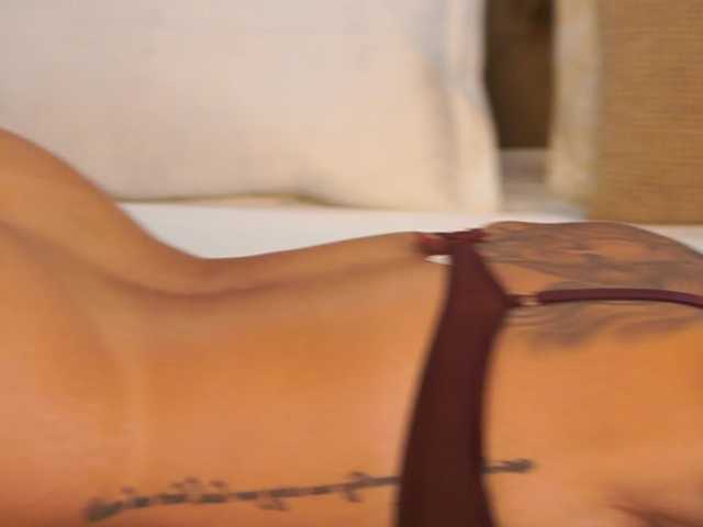 FrancescaDante live webcam show