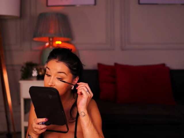 FrancescaDante, en directo ahora en BongaCams