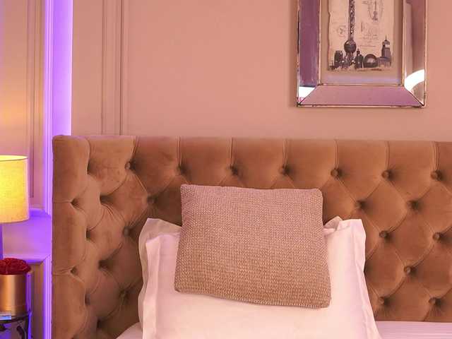 FrancescaDante live cam on BongaCams