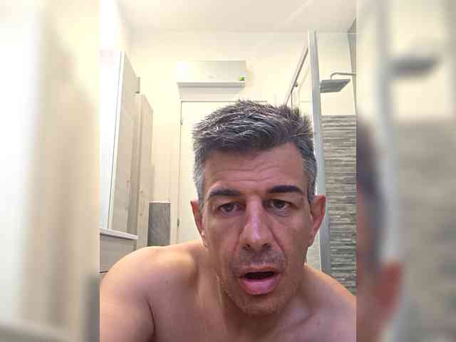 Cazzotosto1982 Live Webcam on BongaCams