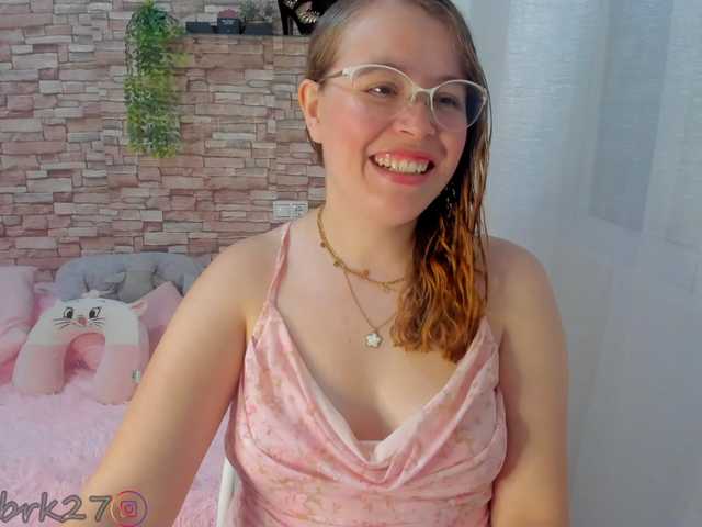 zoe-brk live webcam show
