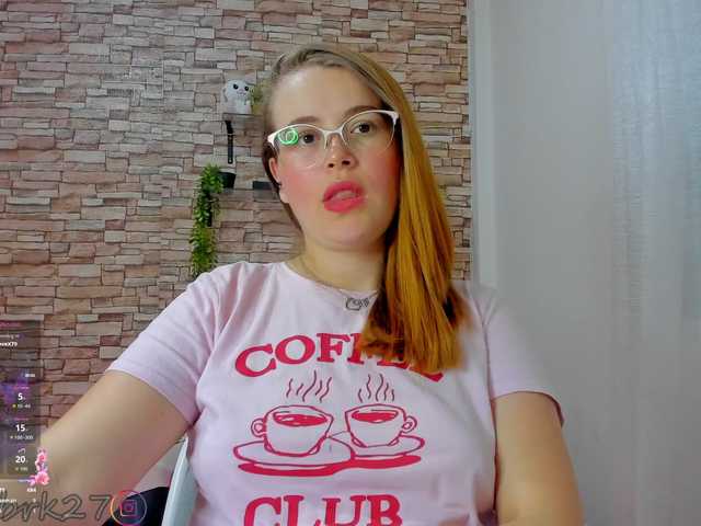 zoe-brk live cam on BongaCams