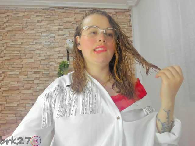 zoe-brk live webcam show