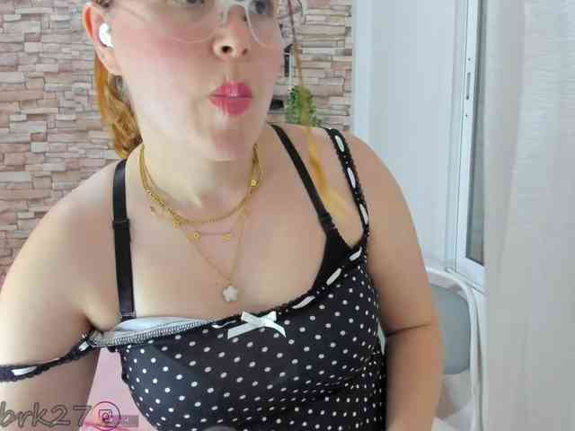 zoe-brk webcam