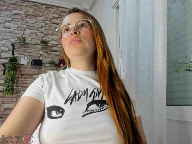 zoe-brk webcam