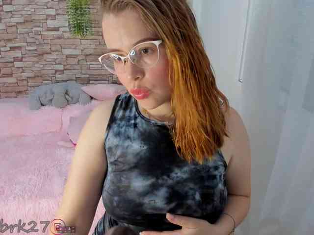 zoe-brk webcam