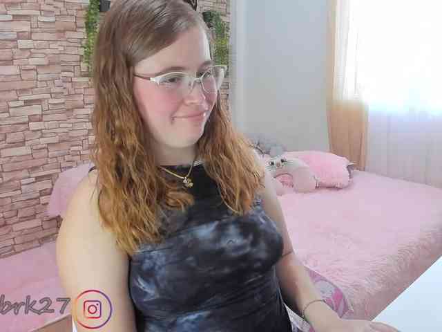 zoe-brk webcam