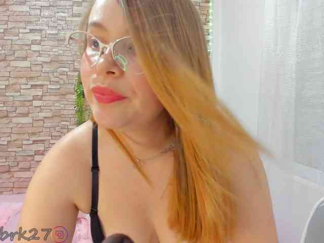 zoe-brk webcam