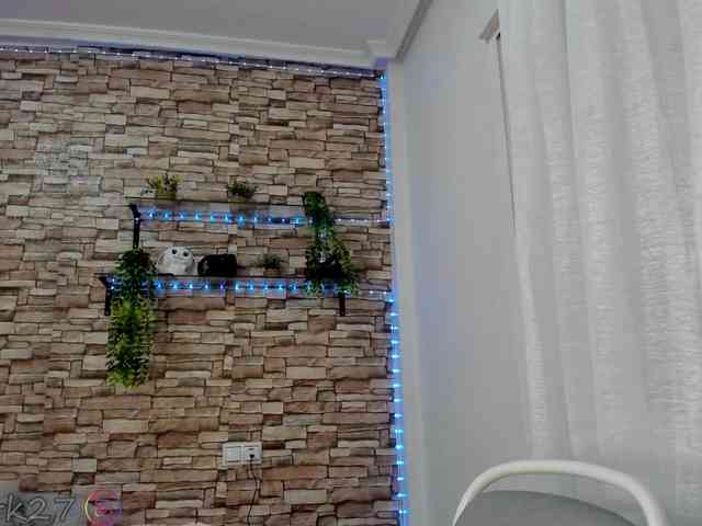 zoe-brk webcam