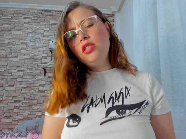 zoe-brk webcam