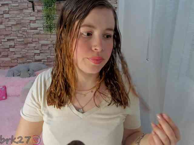 zoe-brk webcam