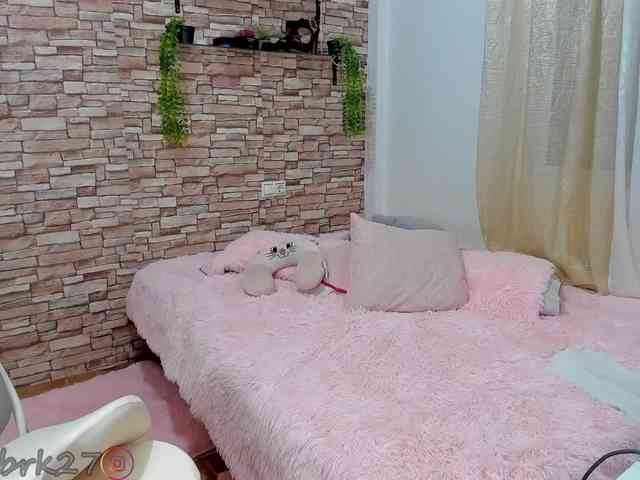 zoe-brk webcam