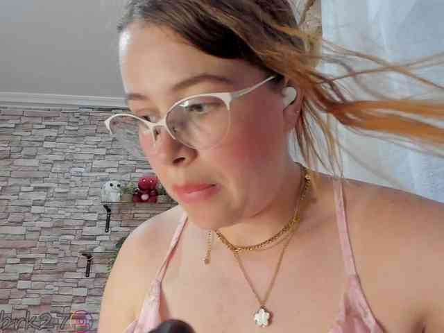 zoe-brk webcam