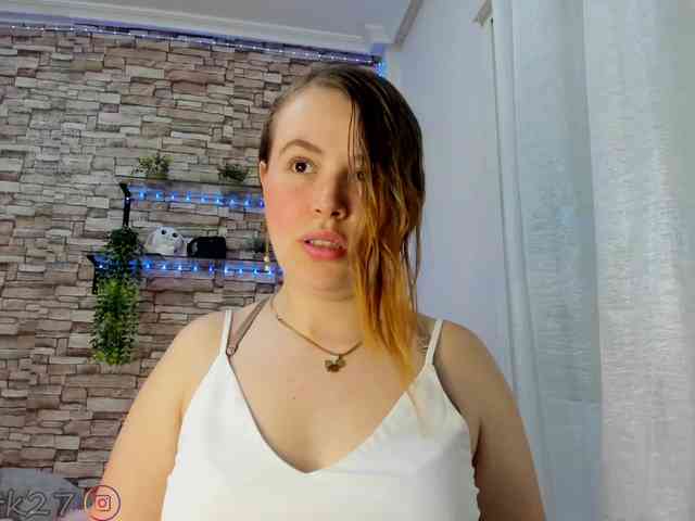 zoe-brk webcam