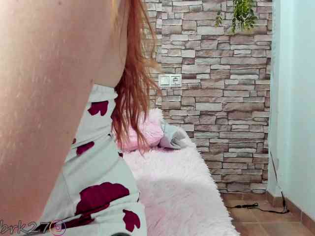 zoe-brk webcam