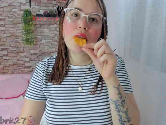 zoe-brk webcam