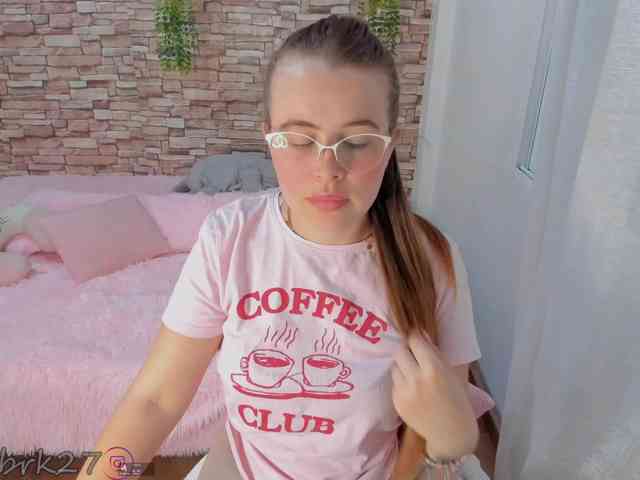 zoe-brk webcam