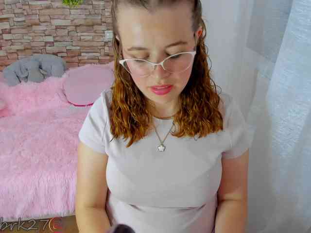 zoe-brk Sex Cam Show