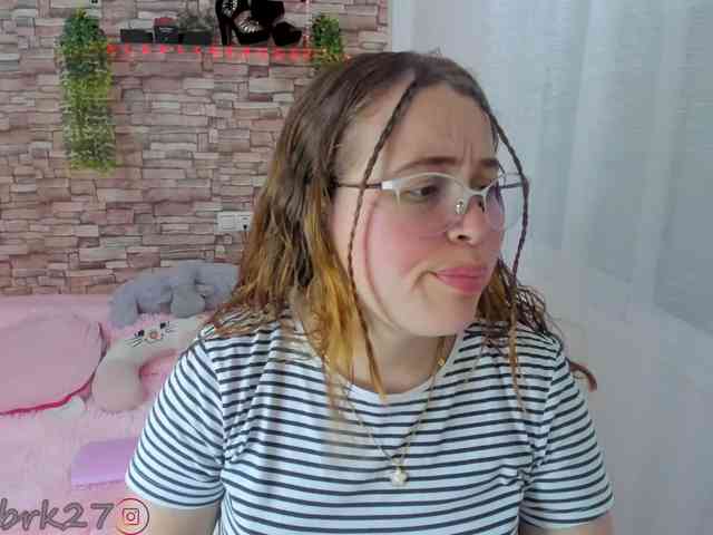 zoe-brk webcam