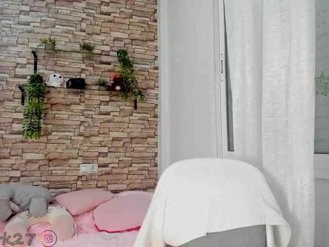 zoe-brk webcam
