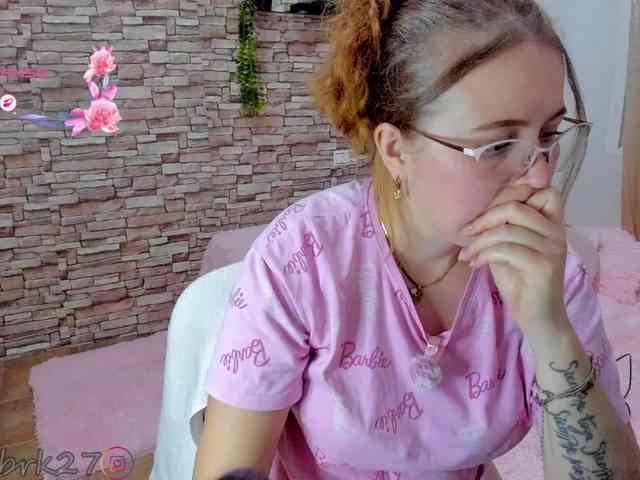 zoe-brk webcam