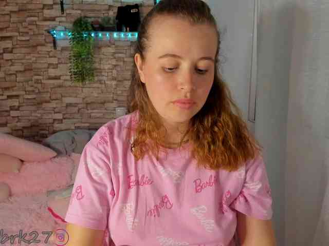 zoe-brk webcam