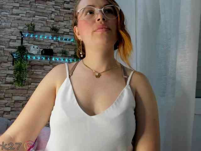 zoe-brk webcam