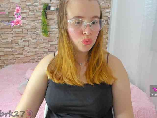 zoe-brk webcam