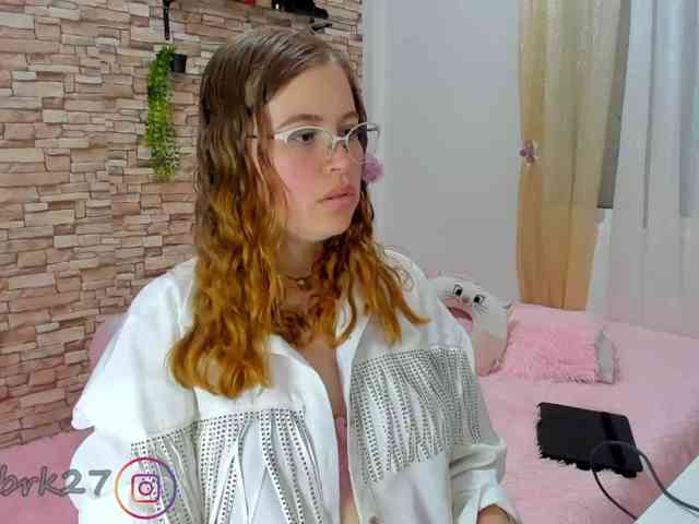 zoe-brk webcam
