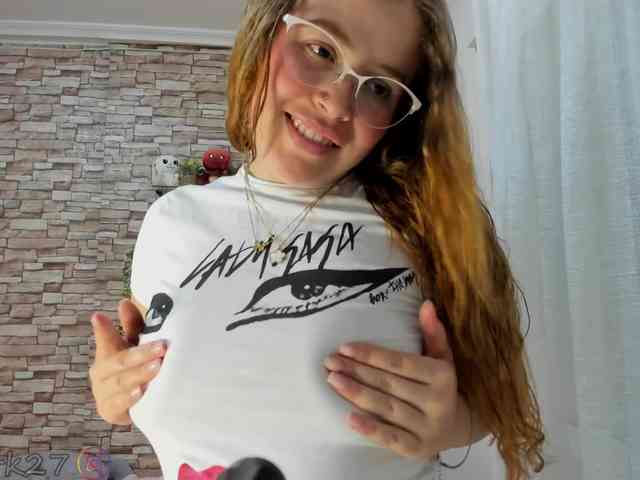 zoe-brk webcam