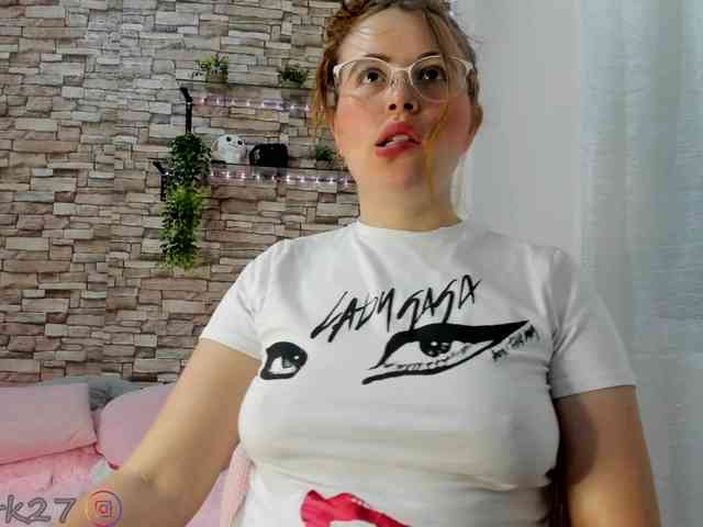 zoe-brk webcam