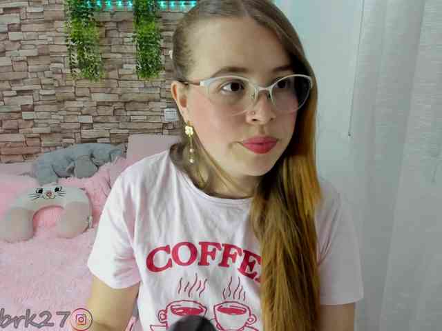 zoe-brk webcam