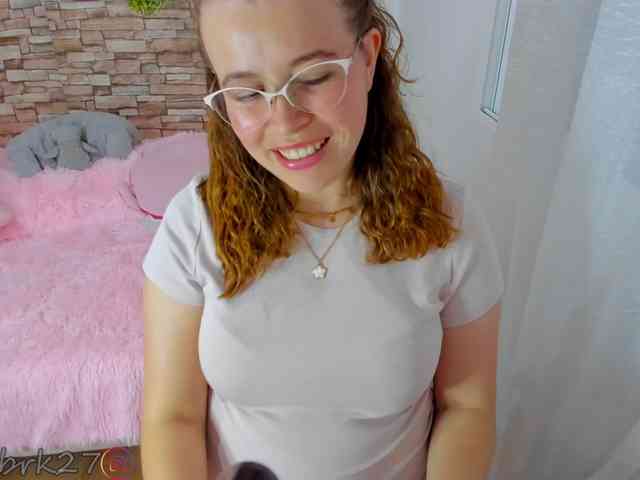 zoe-brk webcam