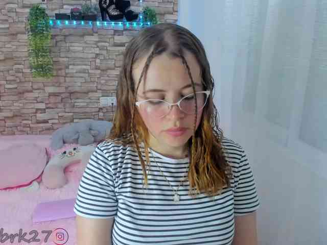 zoe-brk webcam