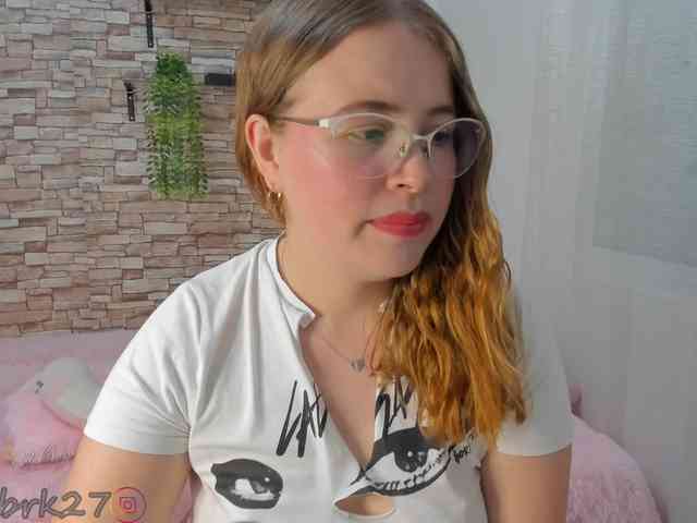 zoe-brk webcam