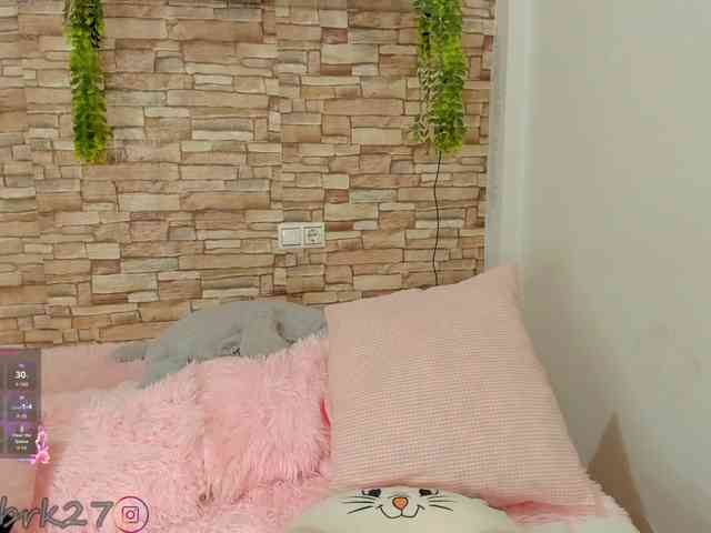 zoe-brk webcam
